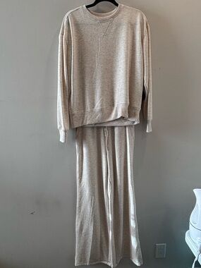 Yogalicious 2 piece Brushed Terry All Day Long Sleeve and Central Park Pant Set